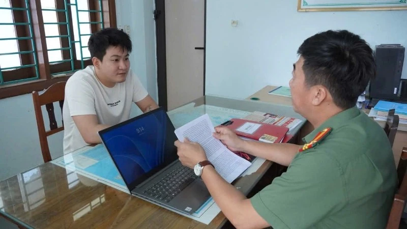 Quảng Trị Triệt Phá Đường Dây Chiếm Đoạt Hơn 23 Tỷ Đồng Qua Mạng, Bắt 4 Đối Tượng