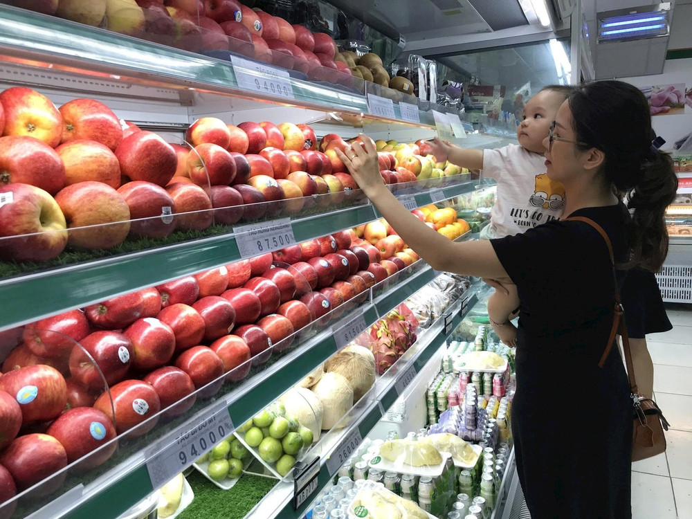 Thực phẩm có nguồn gốc xuất xứ rõ ràng, được bảo quản một cách khoa học sẽ là sự lựa chọn của những người tiêu dùng thông minh. Ảnh: Thế Đại