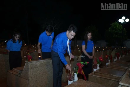 Thế hệ trẻ Lạng Sơn luôn biết ơn sự hy sinh của các anh hùng liệt sĩ vì độc lập tự do cho dân tộc.