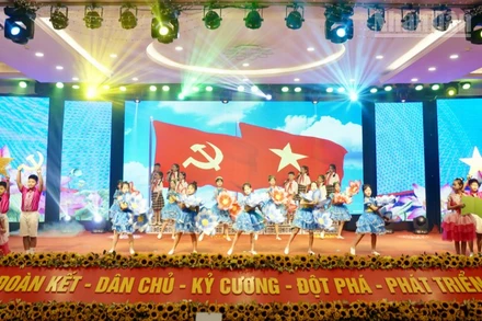 Hội nghị Biểu dương điển hình tiên tiến ngành Giáo dục và Đào tạo tỉnh Lạng Sơn giai đoạn 2020-2025.