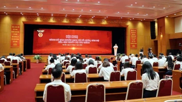 Hệ thống cơ quan thuế cả nước được tổ chức lại thành 34 Thuế tỉnh, thành phố và 350 Thuế cơ sở. (Ảnh: CT)