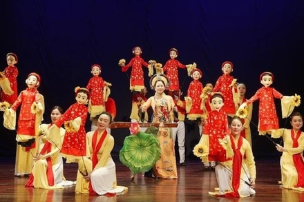 Các tiết mục múa rối thể hiện được sự hòa quyện giữa nghệ thuật truyền thống và âm nhạc dân gian Việt Nam. (Ảnh: NHÀ HÁT MÚA RỐI THĂNG LONG)