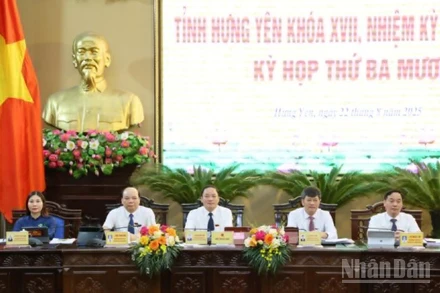 Hội đồng nhân dân tỉnh Hưng Yên thông qua chính sách hỗ trợ kinh phí cho hàng nghìn người từ tỉnh Thái Bình (trước đây) sang tỉnh Hưng Yên làm việc.