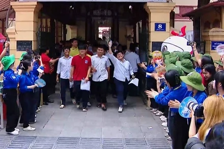 [Video] Kỳ thi tốt nghiệp THPT 2025: Dấu ấn bản lề, kiến tạo tương lai giáo dục nước nhà