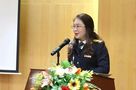 Phó Ban Tổ chức cán bộ Nguyễn Thị Thanh Xuân phát biểu khai mạc lớp bồi dưỡng.