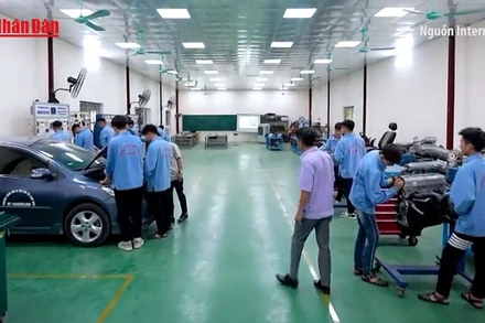 [Video] Đổi mới giáo dục nghề, phục vụ phát triển đất nước