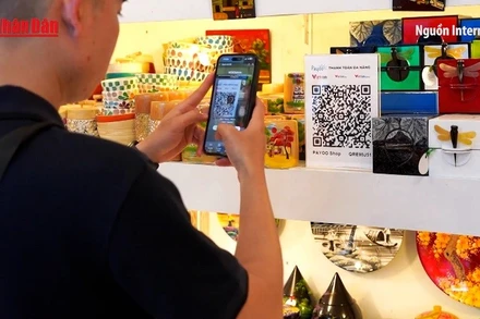 [Video] Thanh toán xuyên biên giới: Tiện ích đi kèm thách thức bảo mật