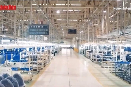 [Video] Đề xuất gỡ rào cản thủ tục đầu tư