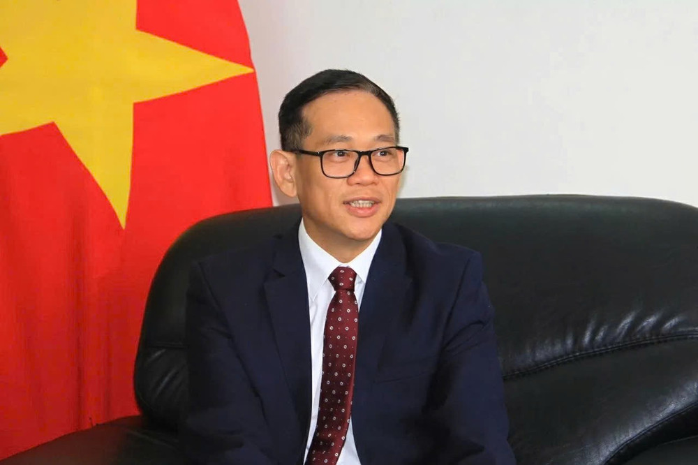 Đại sứ Việt Nam tại Algeria kiêm nhiệm Senegal Trần Quốc Khánh. (Ảnh: Đại sứ quán Việt Nam tại Algeria) daisutranquockhanh.jpg