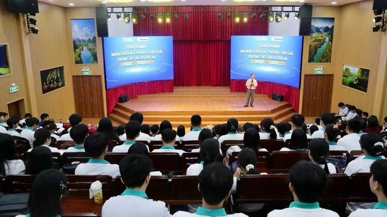Bộ Quy Tắc Ứng Xử Trên Môi Trường Số: Định Hướng Văn Hóa Và Trách Nhiệm Cho 5 Nhóm Đối Tượng