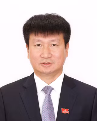 TRẦN HUY TUẤN