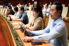 Quốc hội chính thức thông qua dự án Luật sửa đổi, bổ sung một số điều của Luật Chất lượng sản phẩm, hàng hóa. (Ảnh: MAI HÀ)