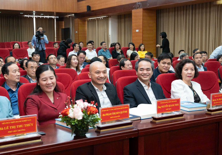 Quang cảnh hội thảo.