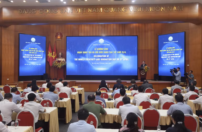 Các đại biểu tham dự tại sự kiện