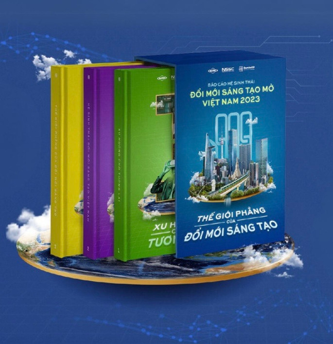 Báo cáo được trình bày trong ba cuốn sách.