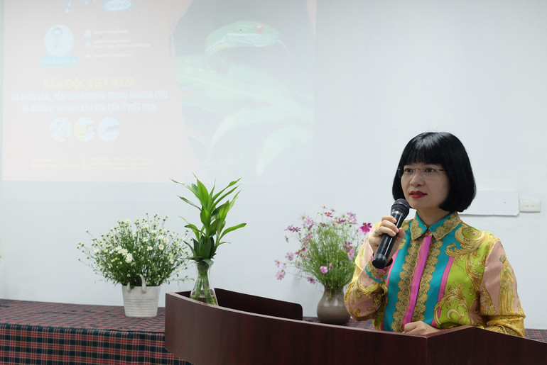 Bà Nguyễn Thị Vân Nga - Giám đốc Trung tâm Thông tin-Tư liệu, cho biết sẽ mở lớp học dành cho các học sinh.