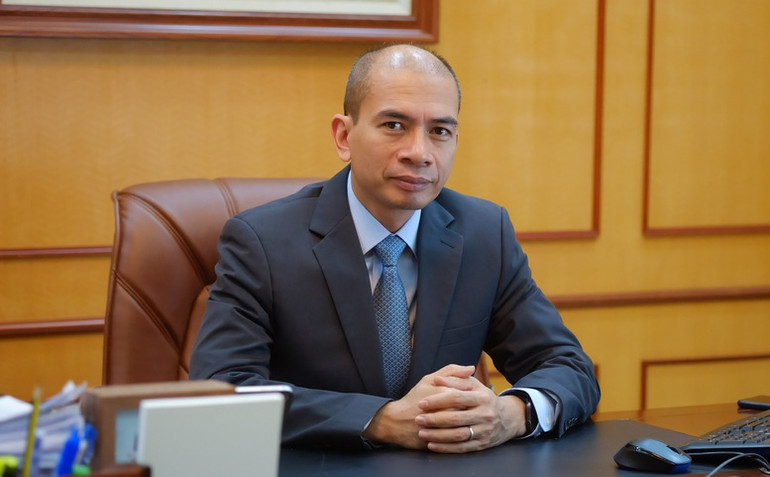 Phó Giáo sư, Tiến sĩ Trần Tuấn Anh, Phó Chủ tịch Viện Hàn lâm Khoa học và Công nghệ Việt Nam, Viện trưởng Viện Địa chất.