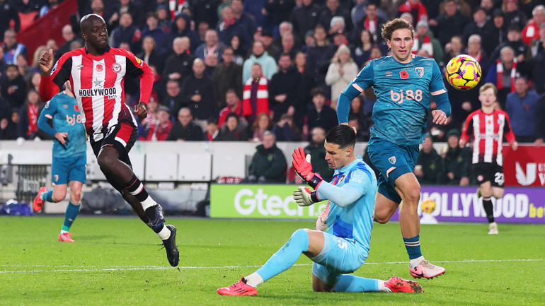Wissa lập cú đúp giúp Brentford vượt qua Bournemouth. (Ảnh: SkySports)