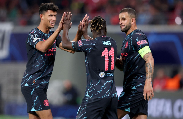 Nunes không quá nổi bật so với các chân chạy cánh khác của City như Doku. (Ảnh: Getty)