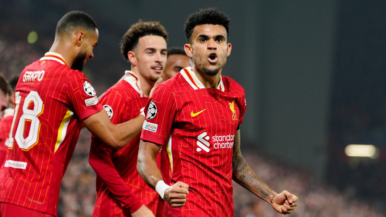 Diaz ghi hat-trick vào lưới Leverkusen. (Ảnh: Getty)