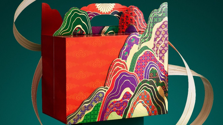 Hình ảnh Hộp quốc thực-bánh chưng ba miền. (Ảnh: NB)