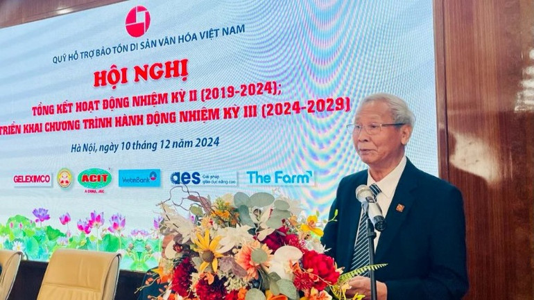 Phó Giáo sư, Tiến sĩ Đỗ Văn Trụ phát biểu.