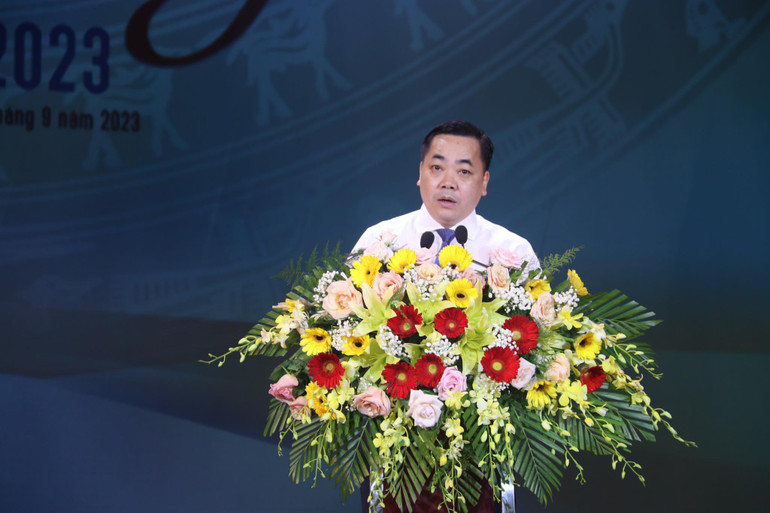 Ông Trần Hướng Dương phát biểu tại Lễ khai mạc cuộc thi.