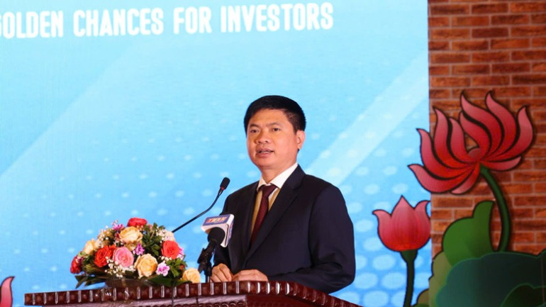 Ông Trương Quốc Huy, Bí thư Tỉnh ủy, Chủ tịch Ủy ban nhân dân tỉnh Hà Nam phát biểu bế mạc Hội nghị. Ông Trương Quốc Huy, Bí thư Tỉnh ủy, Chủ tịch Ủy ban nhân dân tỉnh Hà Nam phát biểu bế mạc Hội nghị.