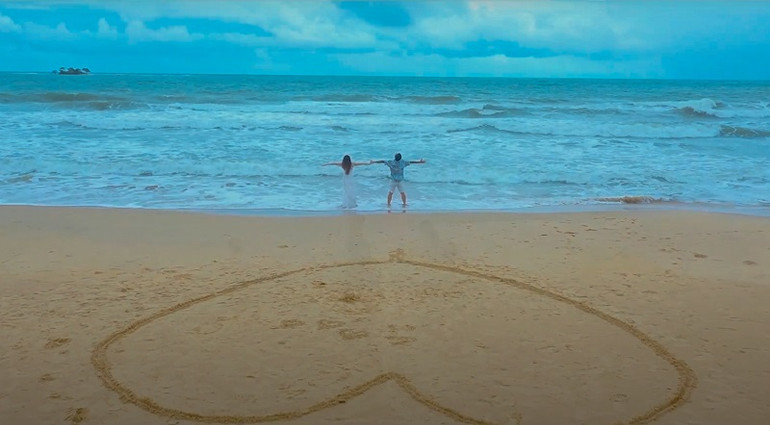 Một cảnh quay trong MV "Gấp đôi yêu thương". (Ảnh: Nhân vật cung cấp)