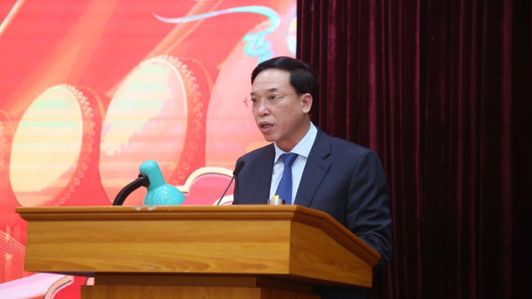 Ông Nguyễn Mạnh Hà, Phó Bí thư Quận ủy, Chủ tịch UBND Quận Long Biên phát biểu. (Ảnh: BTC)