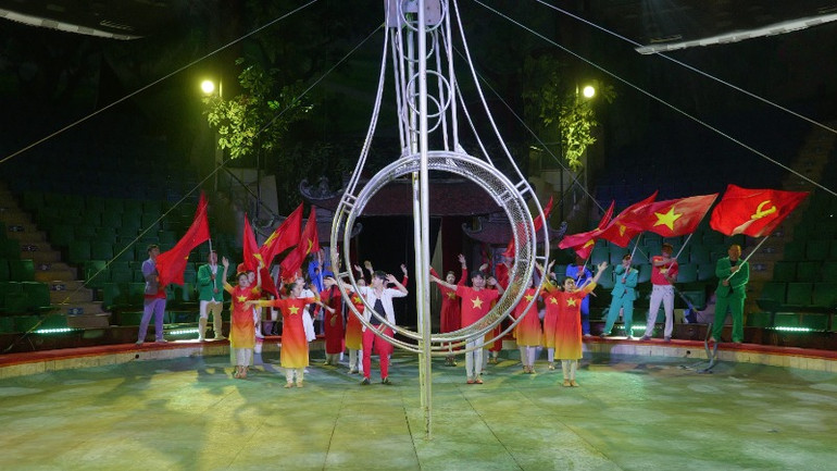 Chương trình khơi lên niềm tự hào dân tộc.