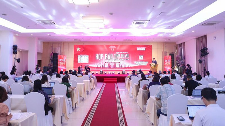 Toàn cảnh họp báo. (Ảnh: Ban tổ chức)