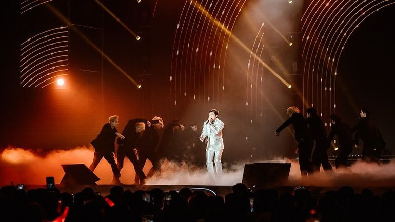 Ca sĩ Noo Phước Thịnh khiến khán giả đứng ngồi không yên với nhiều ca khúc sôi động. (Ảnh: BTC cung cấp) Ca sĩ Noo Phước Thịnh khiến khán giả đứng ngồi không yên với nhiều ca khúc sôi động. (Ảnh: BTC cung cấp)