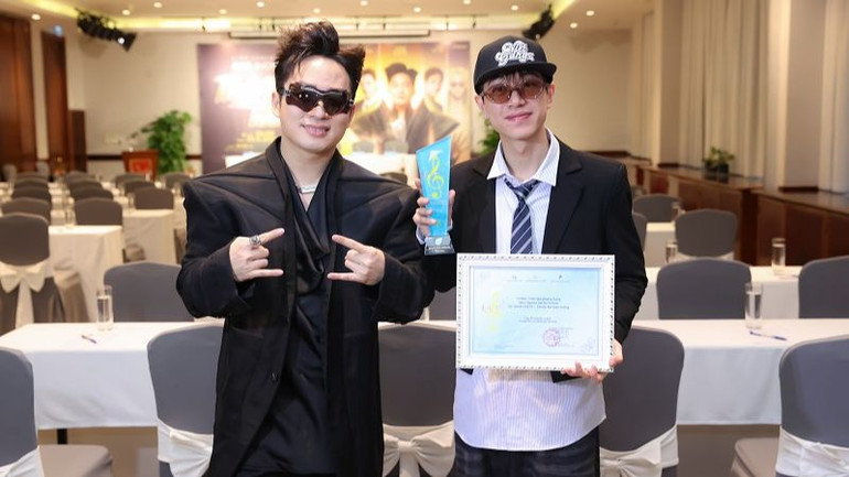 Sự kết hợp của Tùng Dương và Double 2T hứa hẹn mang đến nhiều sự bùng nổ cảm xúc. (Ảnh: Mạnh Nguyễn)