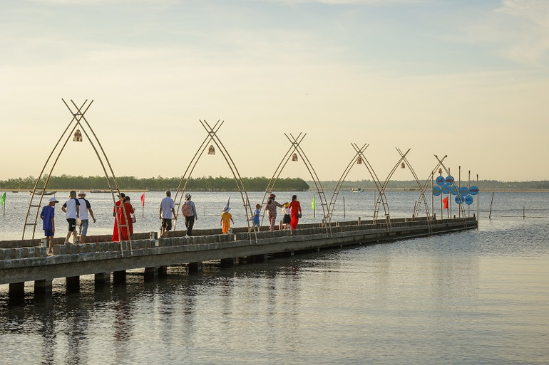 Ngày hội "Sóng nước Tam Giang" khẳng định giá trị, tiềm năng to lớn của hệ đầm phá Tam Giang. (Ảnh: Ban tổ chức)