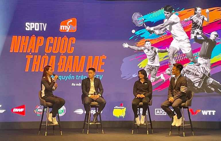 Các vận động viên tham gia giao lưu tại sự kiện. Các vận động viên tham gia giao lưu tại sự kiện.