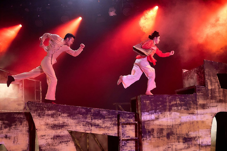 Cảnh trong vở nhạc kịch "Bỉ vỏ". (Ảnh: Ban tổ chức cung cấp)