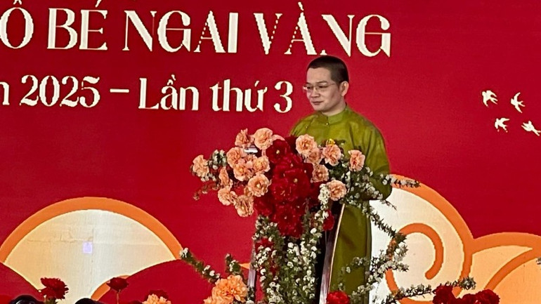 Đồng thầy Huyền Tích chia sẻ về ý nghĩa Lễ hội. (Ảnh: Ban tổ chức)