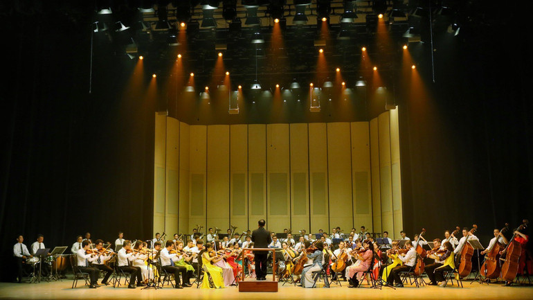 Phần thể hiện của Dàn nhạc Giao hưởng Big Band. (Ảnh: Tuấn Đức)