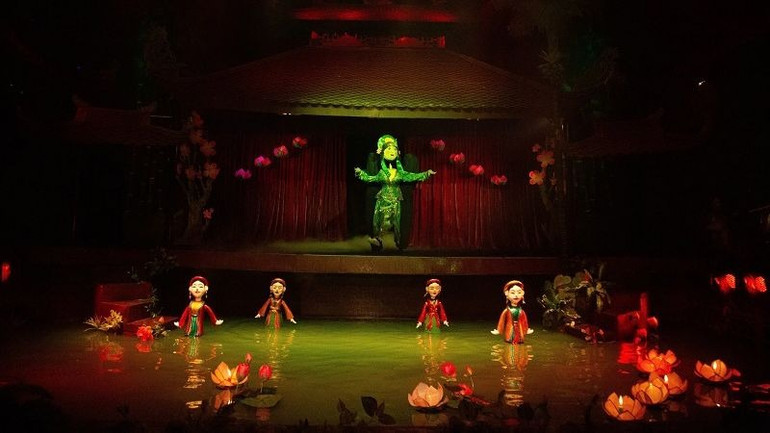 Cảnh trong vở “Khúc đồng dao” của Nhà hát Múa rối Việt Nam.