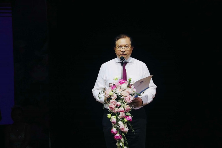 Thứ trưởng Văn hóa, Thể thao và Du lịch Tạ Quang Đông phát biểu bế mạc. (Ảnh: THÙY DƯƠNG) Thứ trưởng Văn hóa, Thể thao và Du lịch Tạ Quang Đông phát biểu bế mạc. (Ảnh: THÙY DƯƠNG)