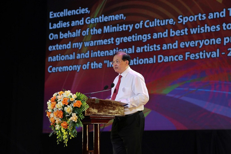 Thứ trưởng Văn hóa, Thể thao và Du lịch Tạ Quang Đông phát biểu. (Ảnh: Ban tổ chức)