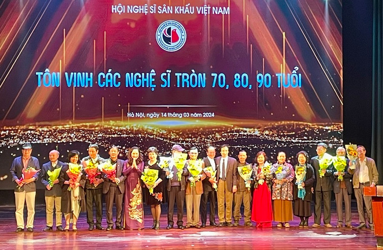 Tôn vinh, tri ân các nghệ sĩ hội viên tròn 70, 80, 90 tuổi.