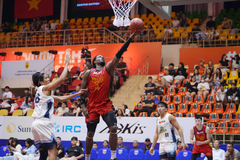 Davon Dillard đoạt danh hiệu Player of the Game (Cầu thủ xuất sắc nhất trận). (Ảnh: VBA) Davon Dillard đoạt danh hiệu Player of the Game (Cầu thủ xuất sắc nhất trận). (Ảnh: VBA)