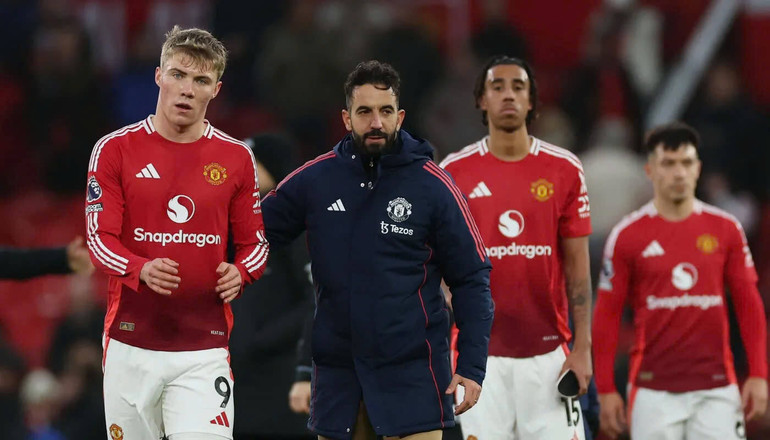 Man United sẽ sa thải thêm cầu thủ để giảm gánh nặng quỹ lương. (Ảnh: MUFC)