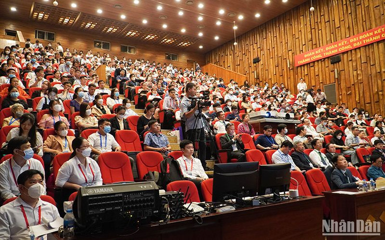 Quang cảnh hội nghị.