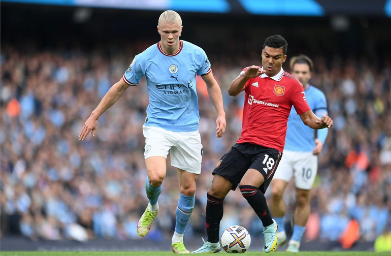 Casemiro giúp Man United có thêm phương án linh hoạt trong cả tấn công và phòng ngự. (Ảnh: South African)