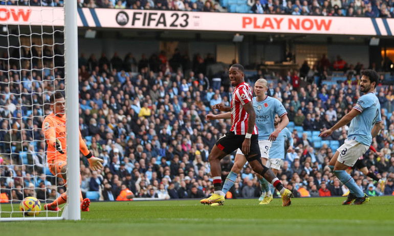 Ivan Toney từng lập cú đúp trên sân Etihad. Ảnh: Gettys