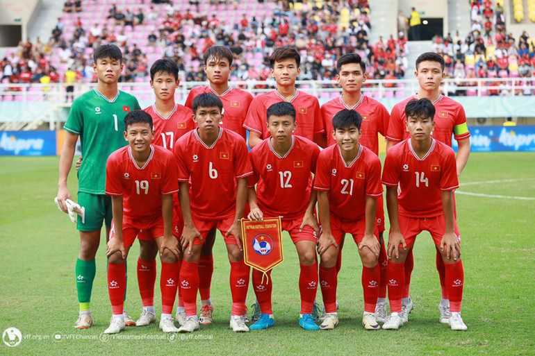 Đội hình xuất phát của U16 Việt Nam. (Ảnh: VFF)
