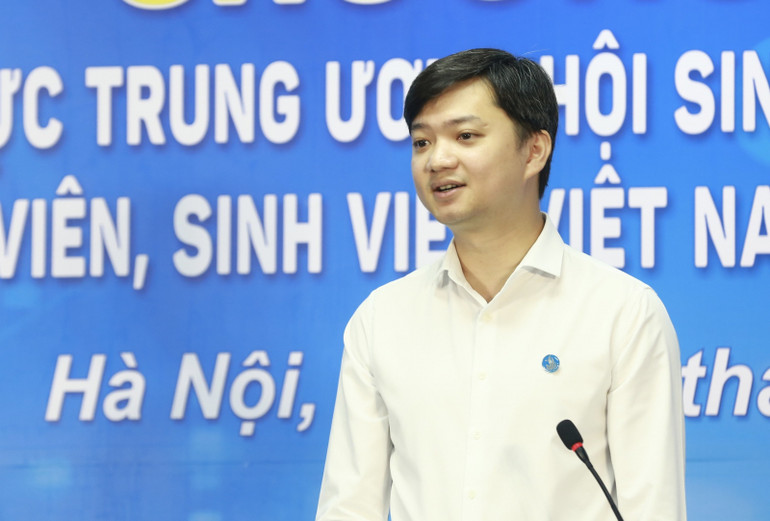 Bí thư Trương ương Đoàn, Chủ tịch Hội Sinh viên Việt Nam Nguyễn Minh Triết.